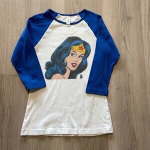 Women's 2011 DC Comics Wonder Woman White Blue Tight Baby Tee Shirt Sz Small S